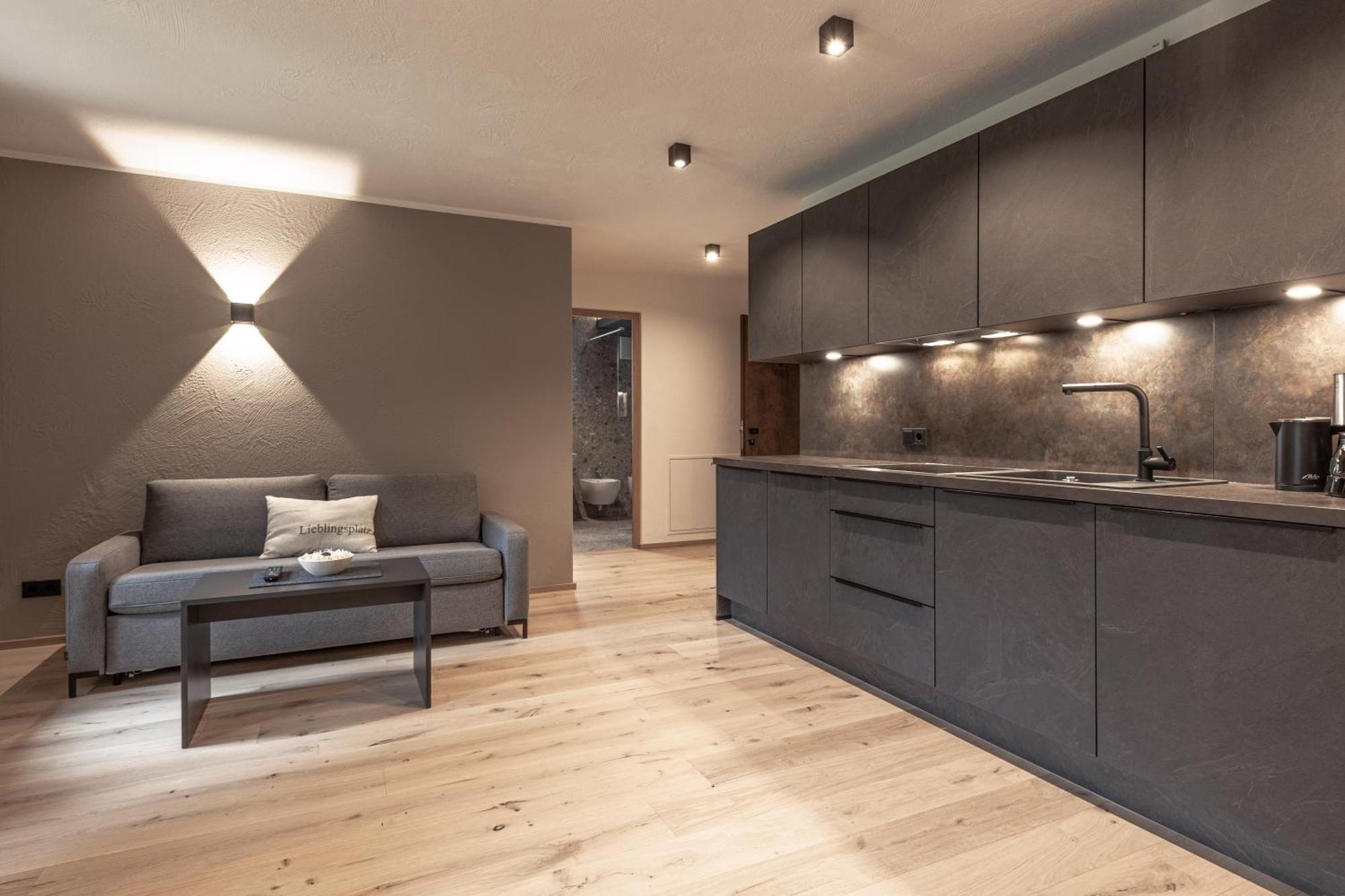 Moarhof - And Moar Apartment *